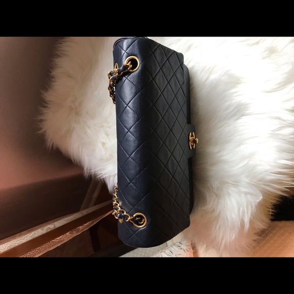 Chanel Vintage Single Flap bag Navy lambskin - Picture 11 of 15